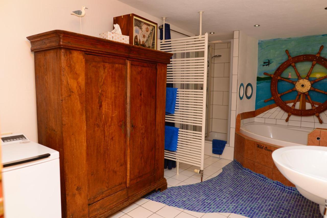 Ferienwohnung Traumschiff Erzingen Екстериор снимка